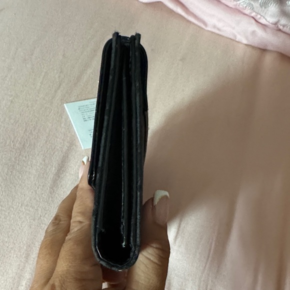 Gucci Black Monogram Wallet - Picture 9 of 10